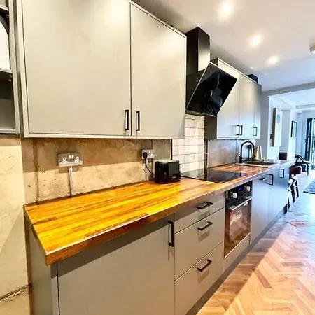 Duplex Harbourside Centre