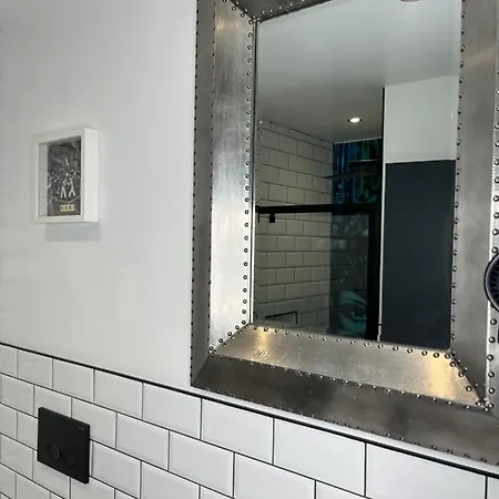 Апартаменты Duplex Harbourside Centre Бристоль