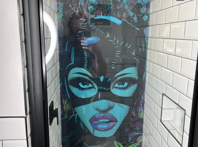 Duplex Harbourside Centre *