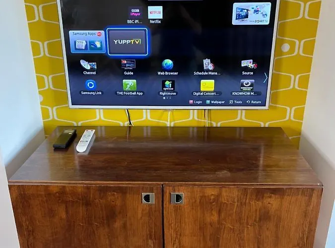 Duplex Harbourside Centre *