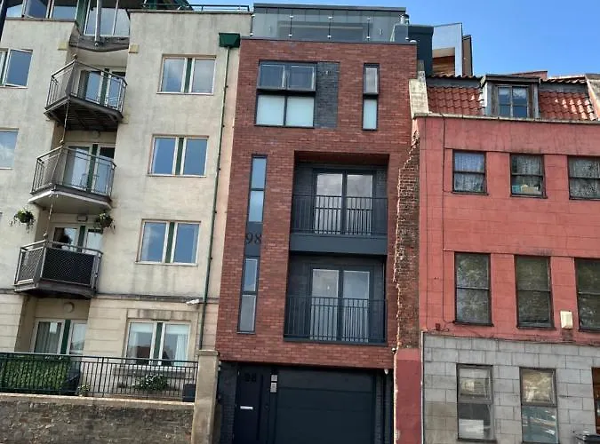 Duplex Harbourside Centre * Бристоль